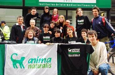 Equipo de AnimaNaturalis en uruguay
