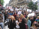 París 20.05.2006. Alrededor de 400 personas se dieron cita en la Plaza Georges Pompidou en París, Francia, para realizar la marcha anual del día del orgullo vegetariano. AnimaNaturalis estuvo ahí por primera vez, siendo la única organización de habla hisp