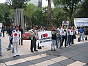 México DF, 20 de septiembre de 2006. AnimaNaturalis México y Comarino se reunieron frente a la Embajada de Japón para protestar contra la masacre de delfines que realiza este país. Cerca de 80 personas se dieron cita en Paseo de la Reforma para apoyar con