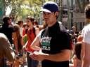 15.08.07 Activistas de AnimaNaturalis protestaron contra la venta de animales en Las Ramblas, y entregaron folletos informativos mientras reocogían firmas para presionar al Ayuntamiento de Barcelona.