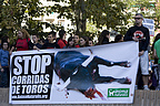 Gran manifestaci�n por la abolici�n de la tauromaquia en Zaragoza a la que acudimos decenas de organizaciones y cerca de 2.000 personas, frente a la plaza de toros de la ciudad. 