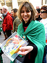Superhéroes vegetarianos en el Día Mundial Sin Carne celebraron un carnaval callejero para reivindicar que una dieta sin carne mejora la salud y hacer reflexionar sobre el deterioro del planeta y los millones de animales que mueren cada año.