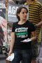 Un activista de AnimaNaturalis se ha disfrazado de pollo torturado ante las instalaciones del Kentucky Fried Chicken (KFC) de La Rambla de Barcelona, para protestar contra las granjas industriales encargadas de criar y engordar a los pollos que posteriorm