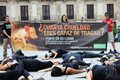 Con motivo de la celebración del Día Mundial de Animales en las Granjas y como entidad organizadora oficial del evento en España, AnimaNaturalis ha protagonizado este fin de semana acciones de protesta en ciudades como Barcelona, Pamplona, Valencia, Ibiza