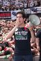 Durante la protesta, se corearon consignas, con énfasis en la frase: 