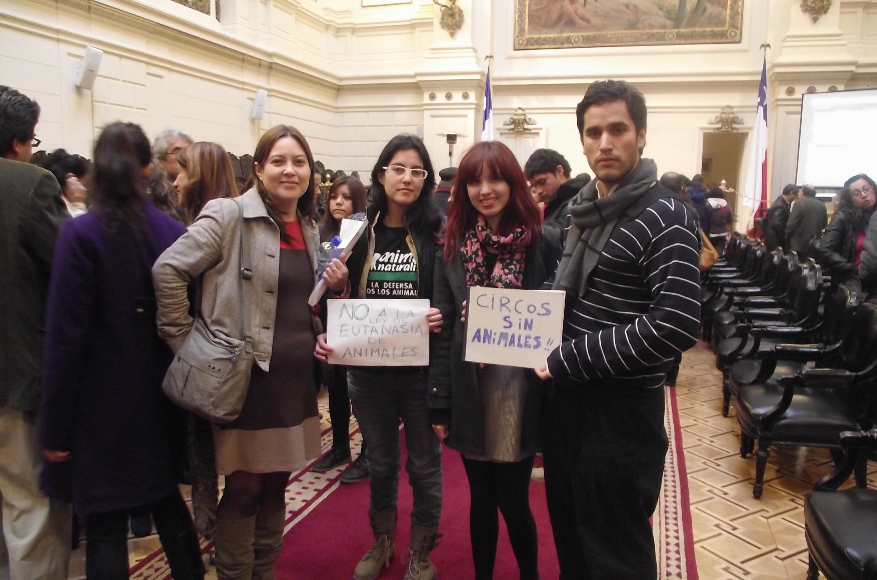AnimaNaturalis asiste al desarrollo de una agenda política progresiva. AnimaNaturalis asiste al desarrollo de una agenda política progresiva.