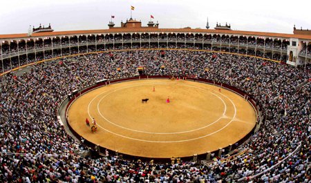 Los festejos taurinos en 2013 decrecieron un 6,9 por ciento con respecto al año anterior Los festejos taurinos en 2013 decrecieron un 6,9 por ciento con respecto al año anterior