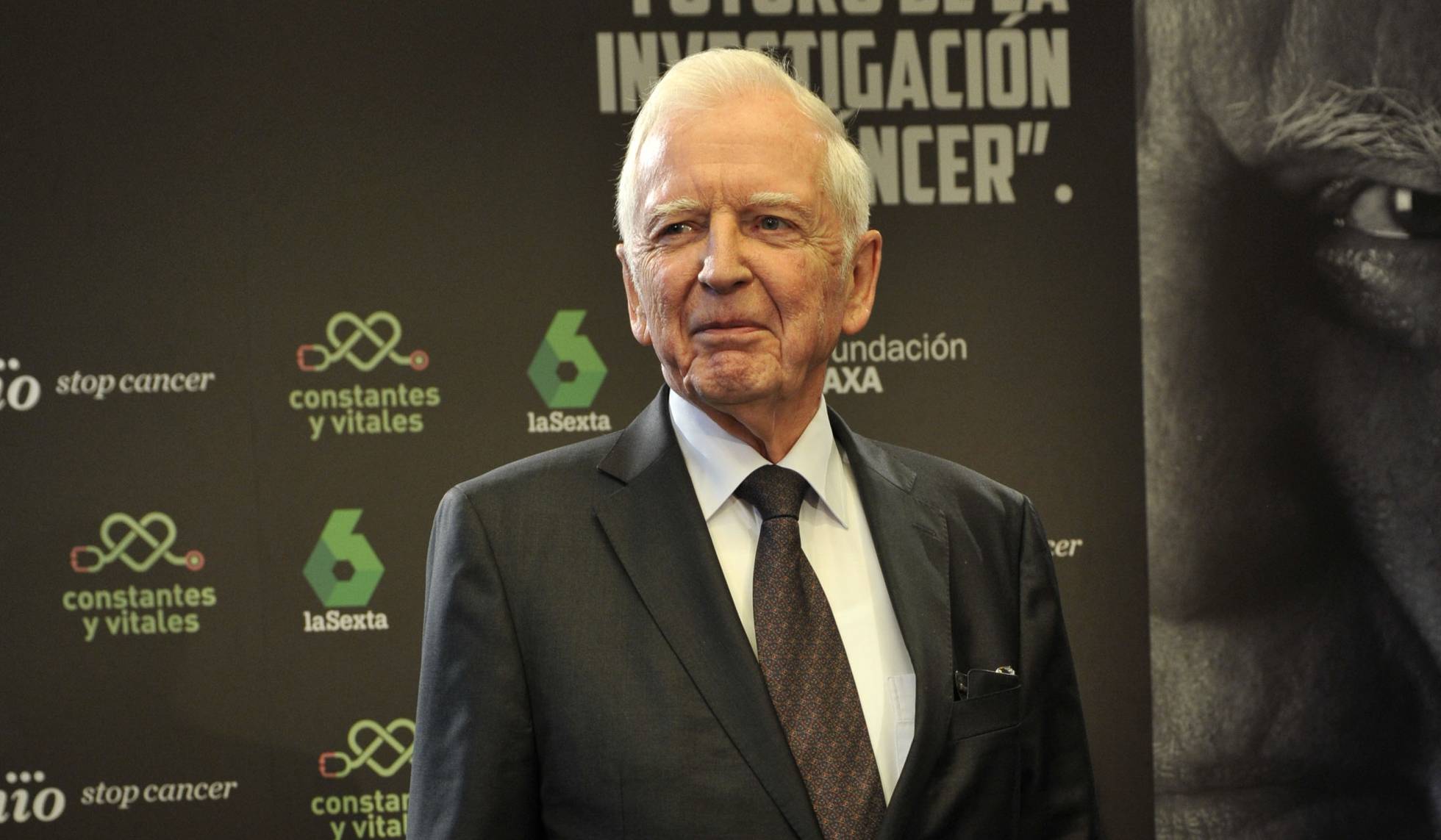 Nuevos estudios contra el cáncer se centran en la carne roja y leche de vaca Nuevos estudios contra el cáncer se centran en la carne roja y leche de vaca
