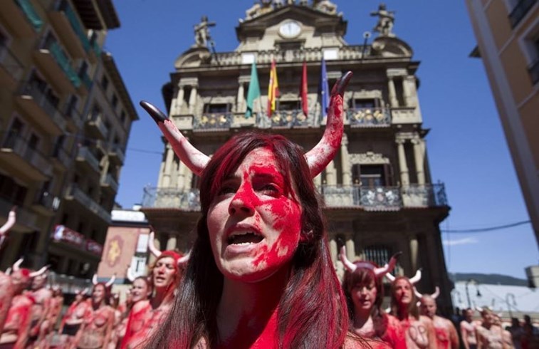 ¡Vamos a Pamplona a exigir el fin de las corridas de toros! ¡Vamos a Pamplona a exigir el fin de las corridas de toros!