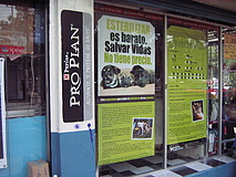 http://images.animanaturalis.org/posts/med/200805/P25-86318.jpg