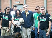 "Los animales son mis prójimos" Fernando Vallejo "Los animales son mis prójimos" Fernando Vallejo