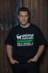 Marco Antonio Regil entrevistó a Director de AnimaNaturalis en México