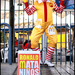 ¡Ronald McDonald confesó que mata niños!