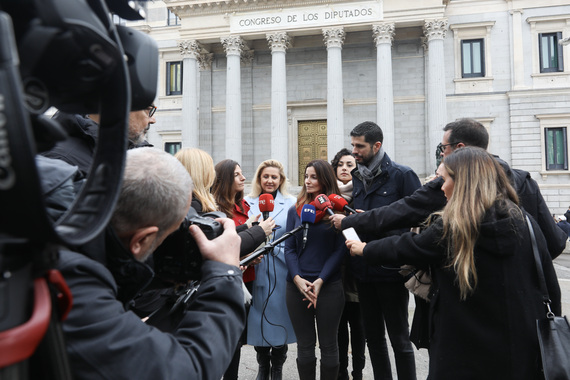 Congress admits for consideration the People's Legislative Initiative to repeal the law protecting the cultural heritage of bullfighting