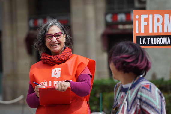 Signature collection begins for the #NoEsMiCultura Popular Legislative Initiative