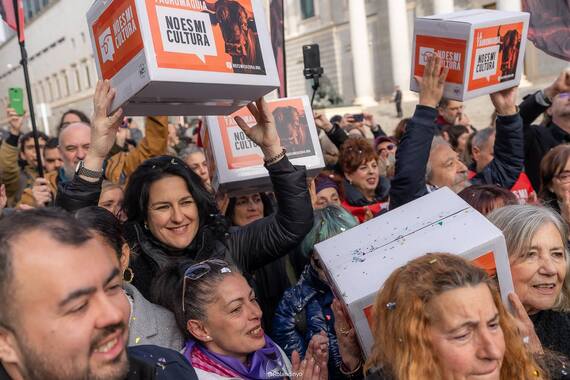 ILP #NoEsMiCultura triumphs with 664,777 signatures validated by the Central Electoral Board