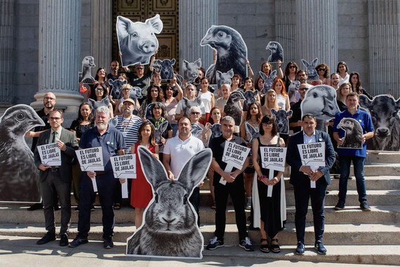 Activists and politicians demand a Cage-Free Europe