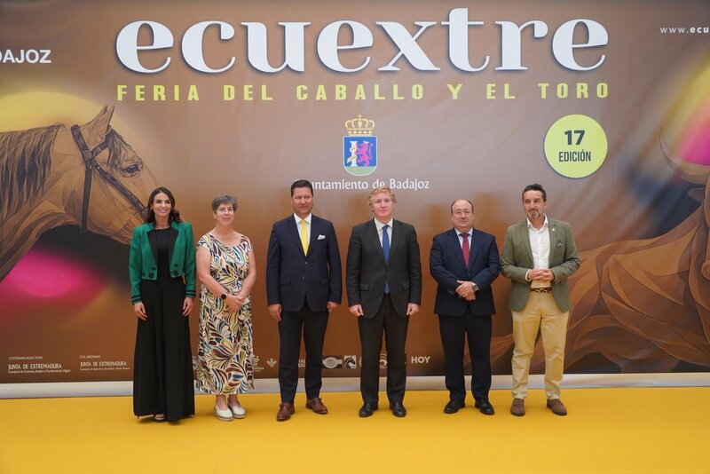 Extremadura dispara un 500% el presupuesto taurino y asfixia la cooperación internacional